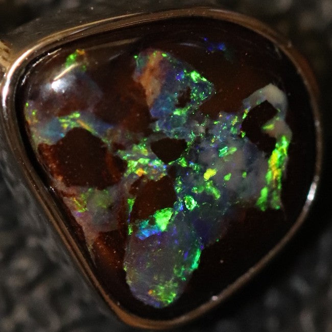 1.41 g Australian Boulder Opal with Silver Pendant : L 19.3 mm