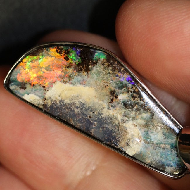 6.24 g Australian Boulder Opal with Silver Pendant : L 42.9 mm