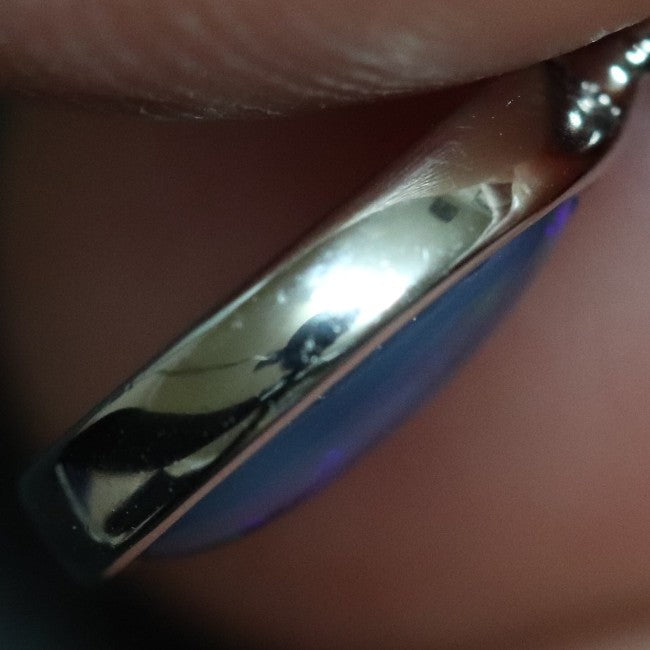 0.80 g Australian Lightning Ridge Solid  Black Opal Pendant Silver L 19.3 mm