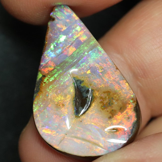 21.65 cts Australian Carving Boulder Opal, Cut Loose Gem Stone